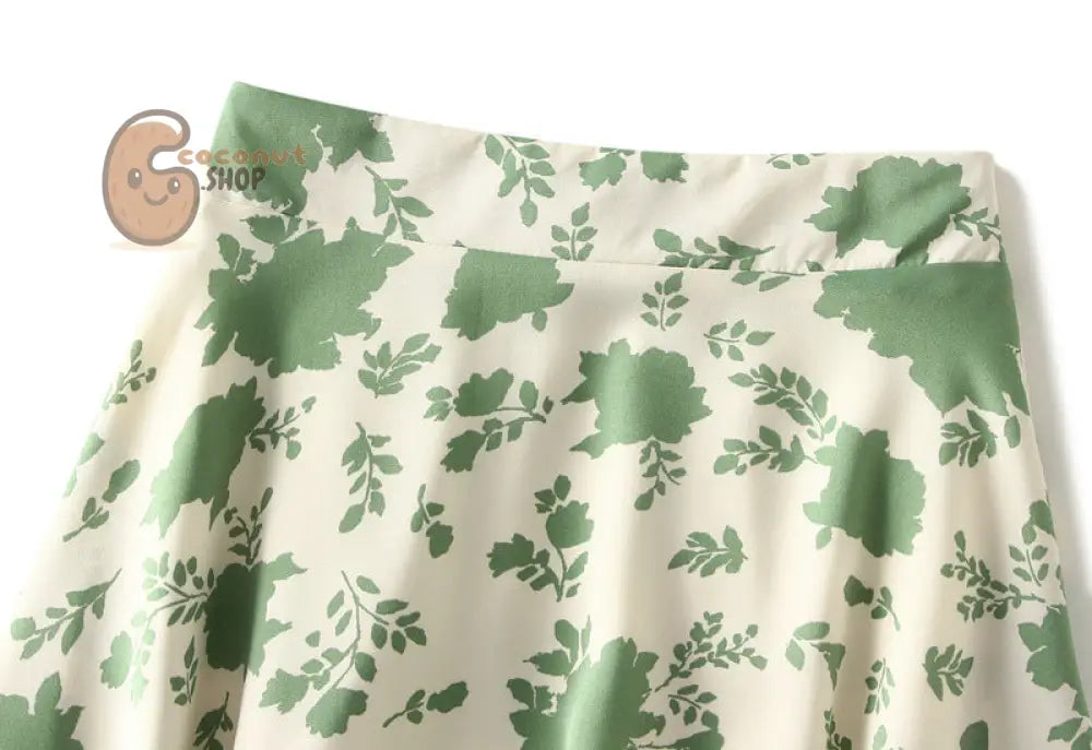French Retro Floral A-Line skirt: Green Large Flowers
