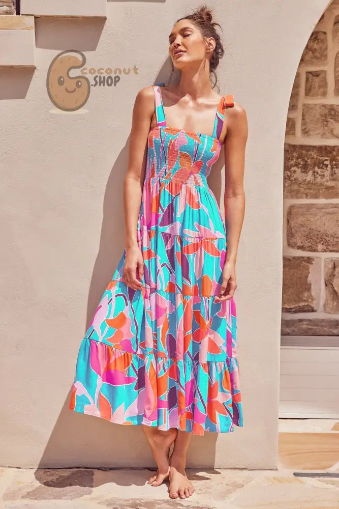 Radiate Summer Charm: Explore our Collection of Cute Printed Summer Dresses - Crimson / S